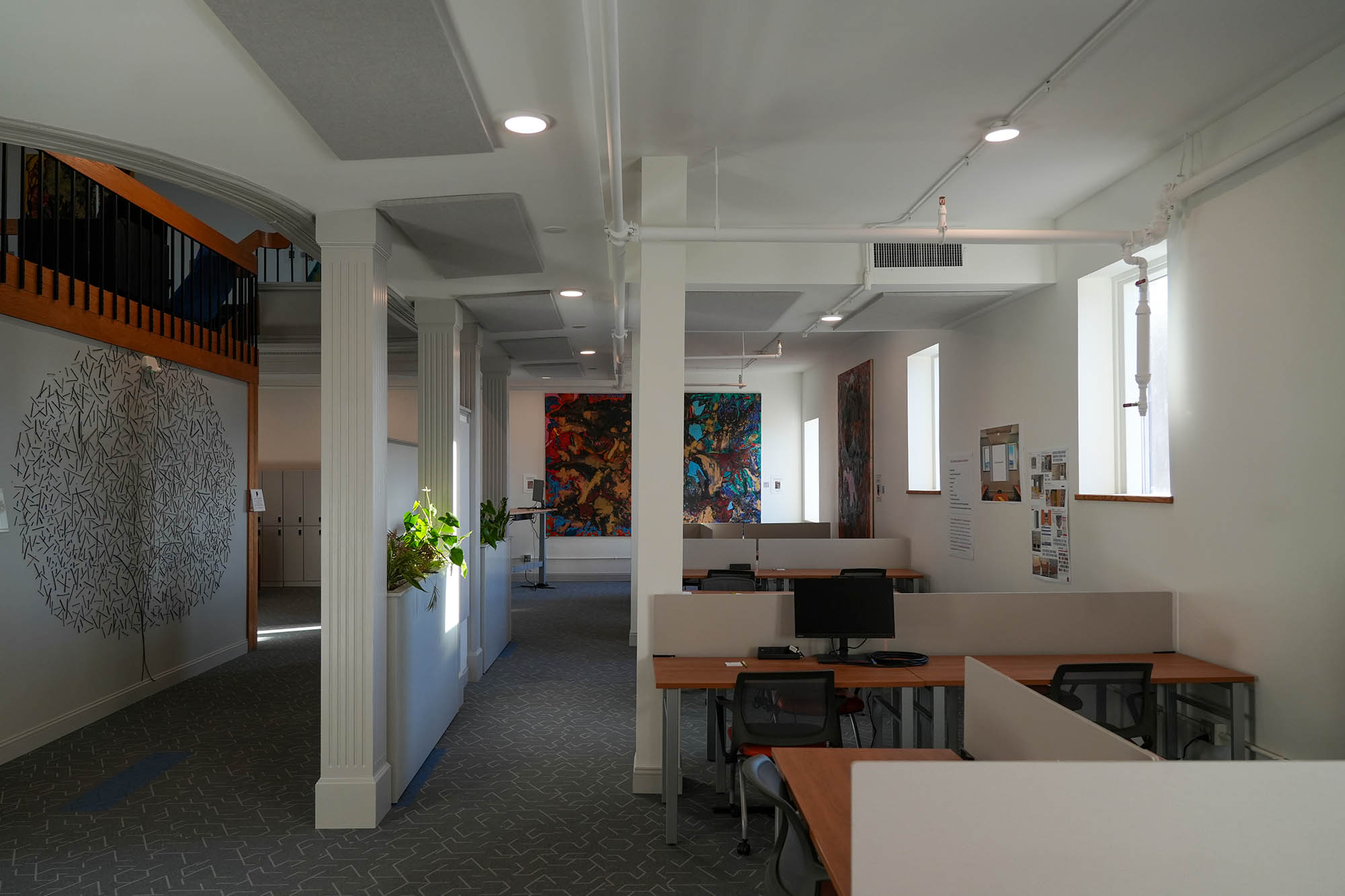 Hot Desks at The Hub CoWorks